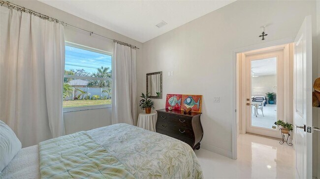 Building Photo - 1111 Mallorca Dr