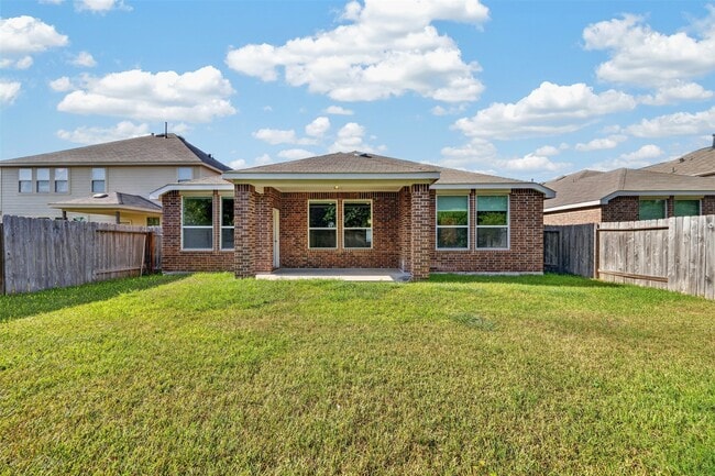 Building Photo - 16131 Sommerall Creek Ln