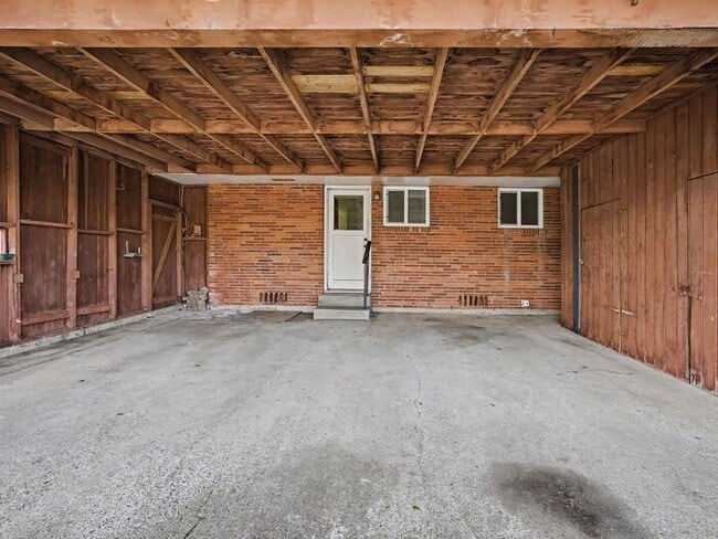 Building Photo - Duplex: 2 Bedrooms - Salem SE