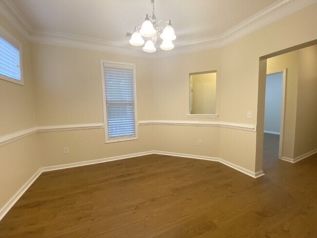 Building Photo - Charming Four-Bedroom Home in Bluffton wit...