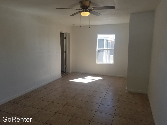 Building Photo - 5 br, 2 bath House - 911 S Drew St