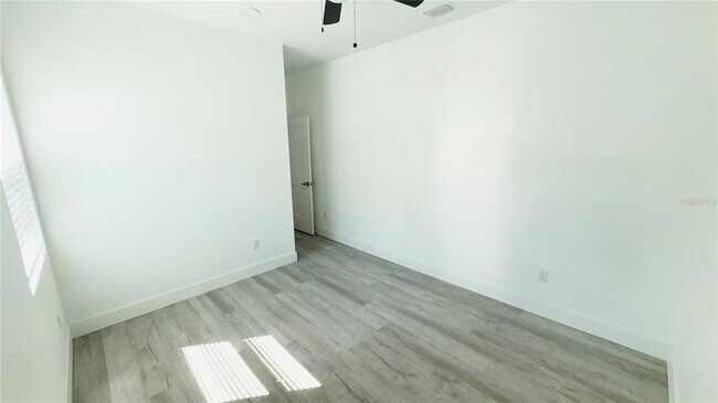 Building Photo - 7626 Cypress Dr
