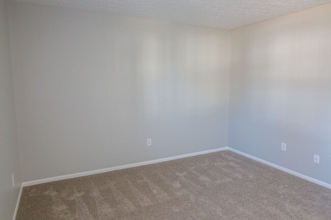 Building Photo - 7778 Deercrest Ct