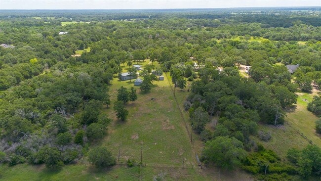 Building Photo - 1072 Papenberg Rd