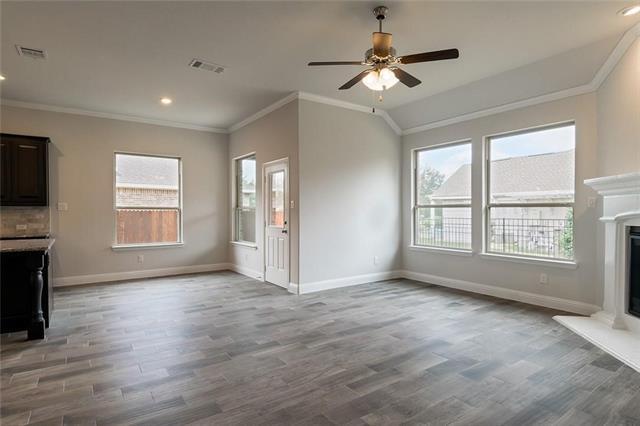 Building Photo - 4004 Knollbrook Ln