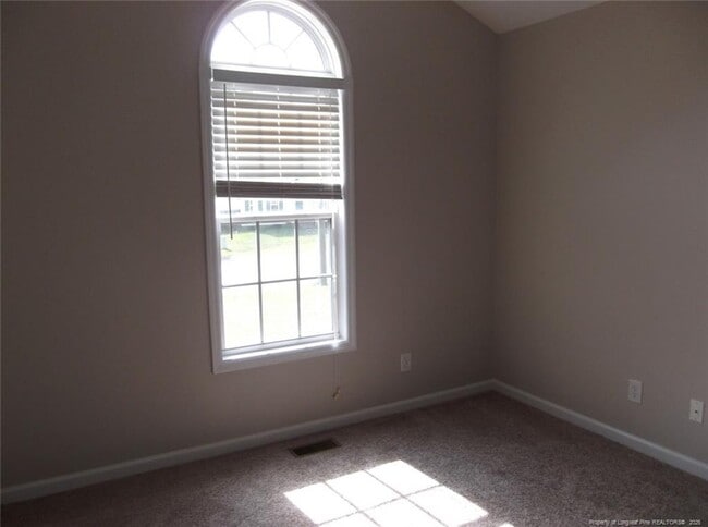 Building Photo - 2937 Piney Mountain Dr