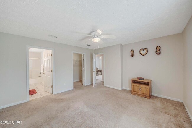 Building Photo - 2 bedroom home in Palm Cove Community