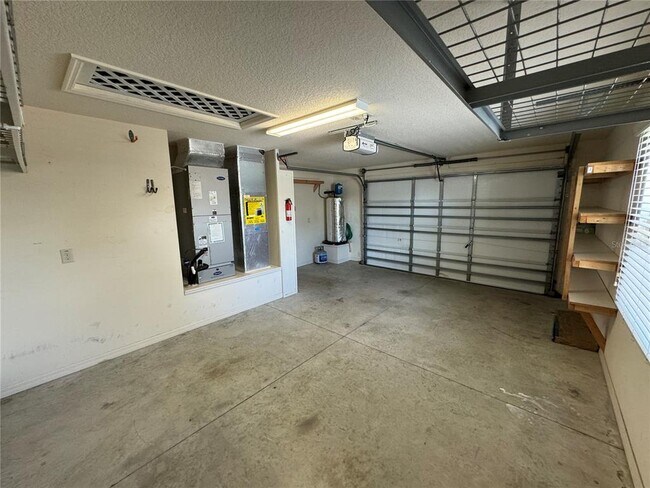 Building Photo - 2272 Vassar Ln