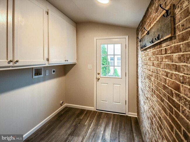 Building Photo - 78a Ridge Rd