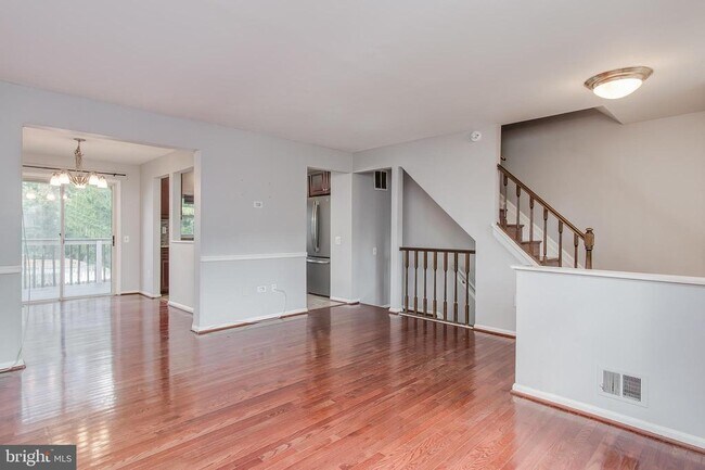 Building Photo - 1847 Dulaney Ct