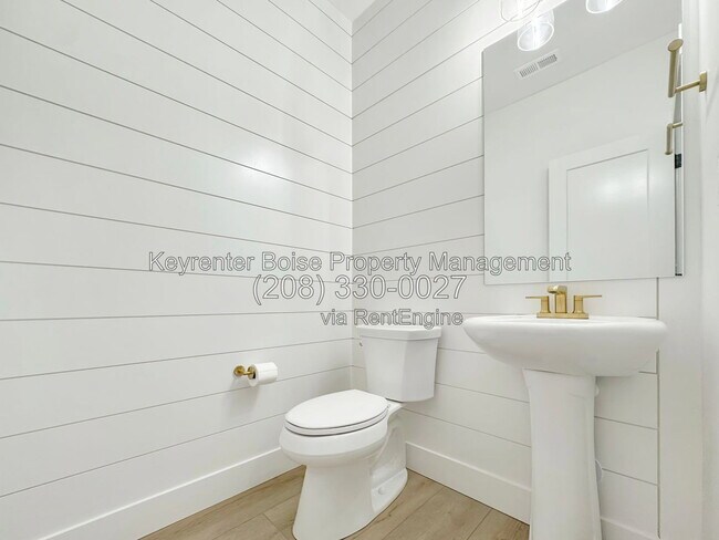Building Photo - 281 S City Lgts Ln