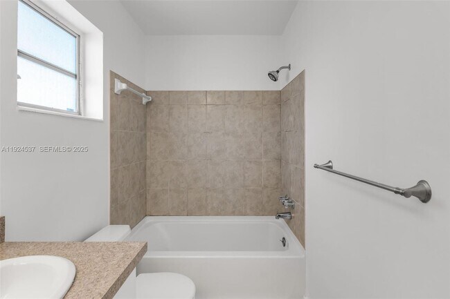 Building Photo - 7550 SW 82nd St