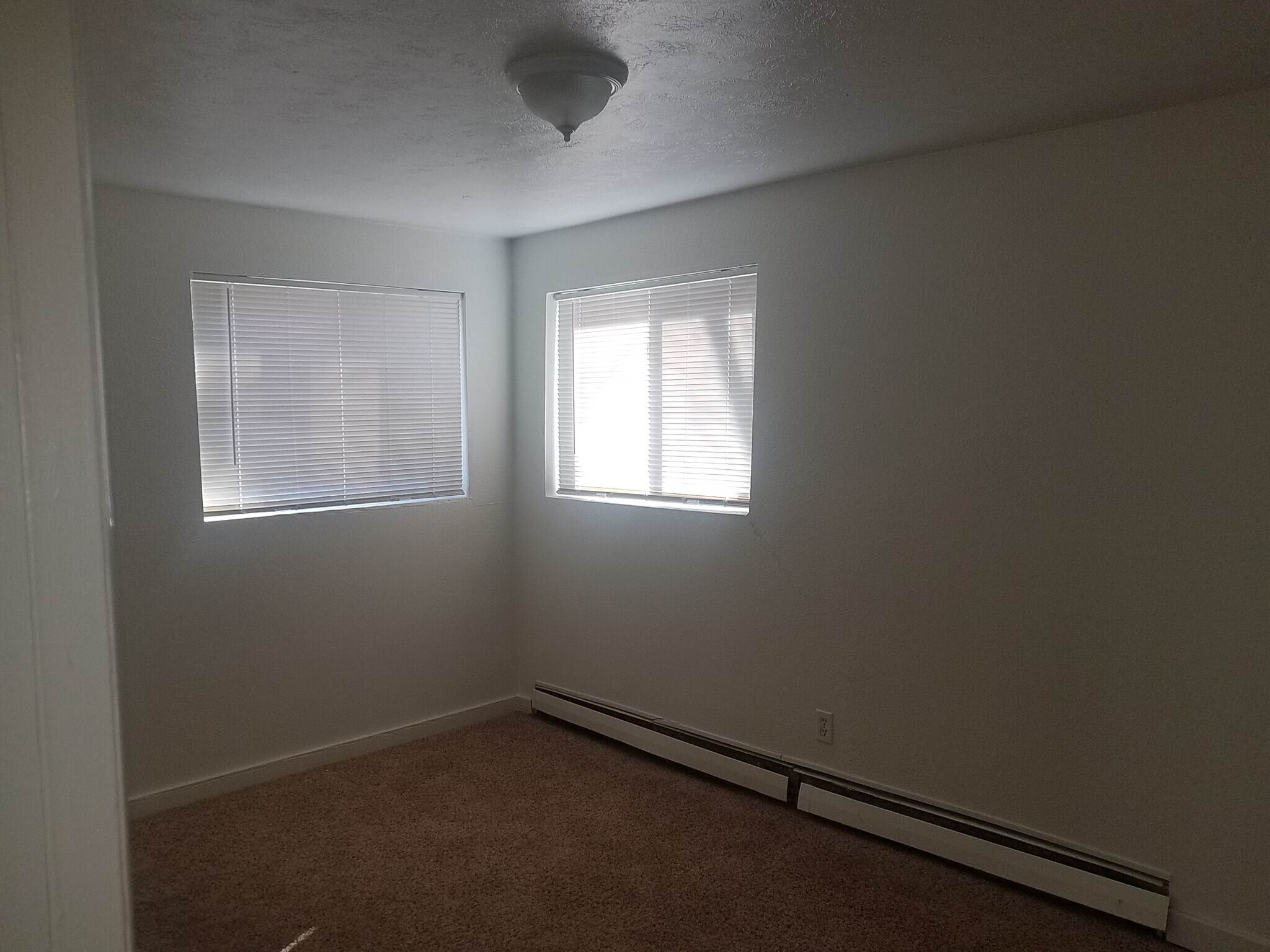 Bottom Unit - 2221 Cooper Ave