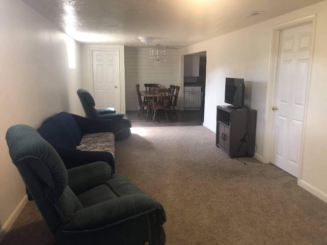 Building Photo - 1673 Northfield Rd