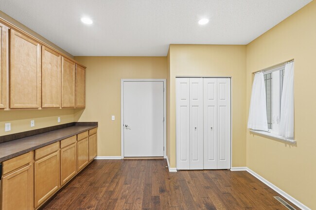 Building Photo - 6368 Manchester Ave NE