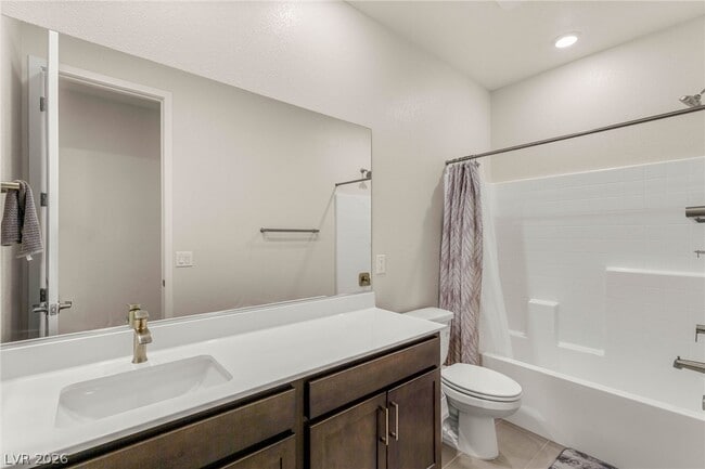 Building Photo - 3017 Bounding Home Rd