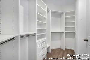 Building Photo - 9242 Landa Falls