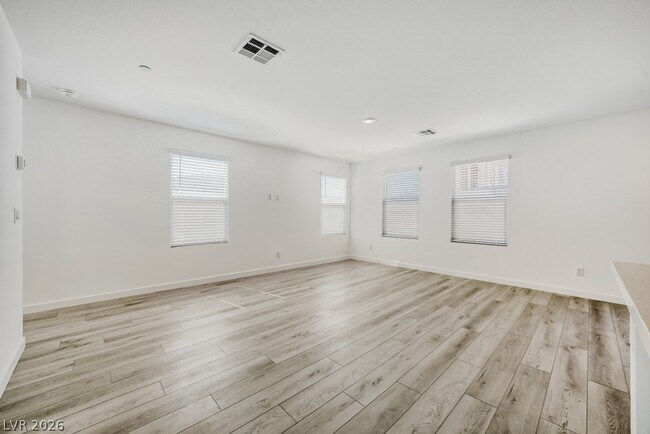 Building Photo - 773 Fallen Phoenix St