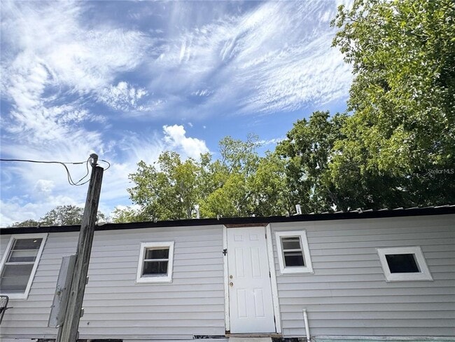 Building Photo - 3418 Brockett Rd