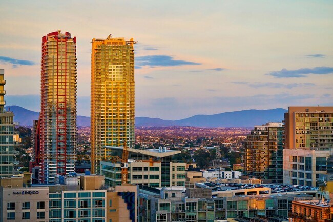 Building Photo - Stunning East Village 2 Bedroom at Alta! 2...