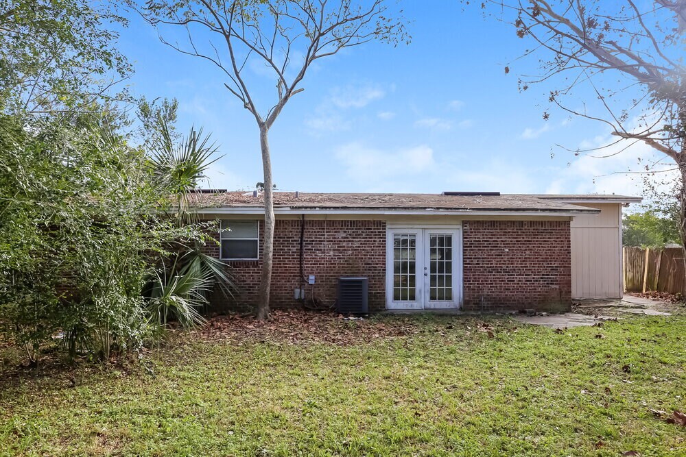 Building Photo - 10827 Kuralei Dr