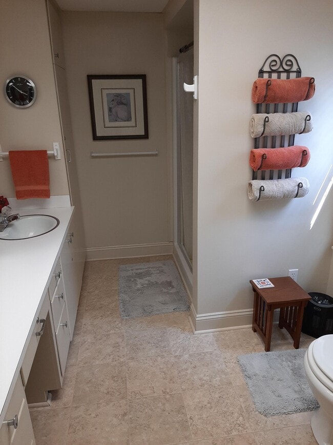 Building Photo - 234 N Duncan St