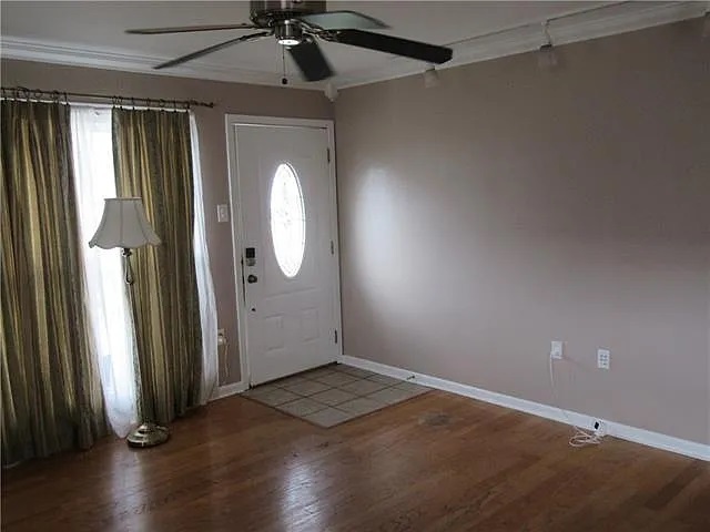 Living Room - 1009 Cardinal Ave
