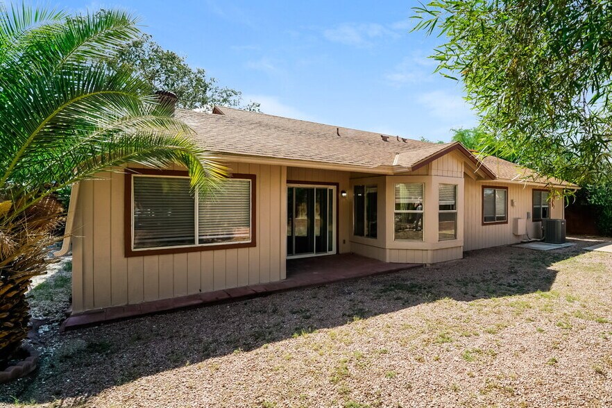 Building Photo - 10061 E Domenic Ln