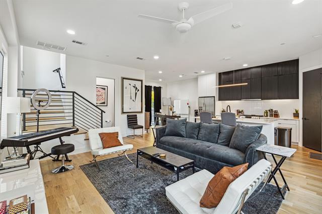 Building Photo - 2916 Hawthorne Ave