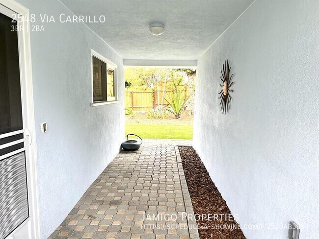 Building Photo - 2548 Vía Carrillo