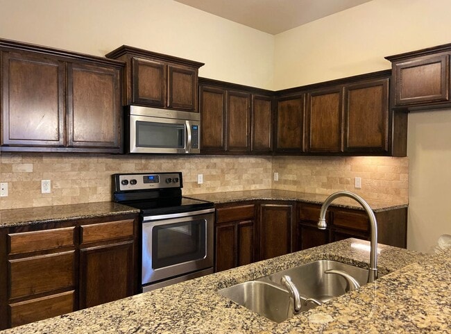 Building Photo - First Month Free! Great Location!