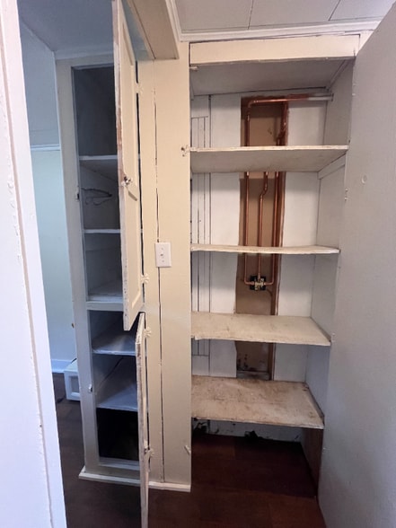 Building Photo - 106 Elmwood St