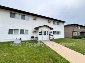 Building Photo - 325 Clymer Rd