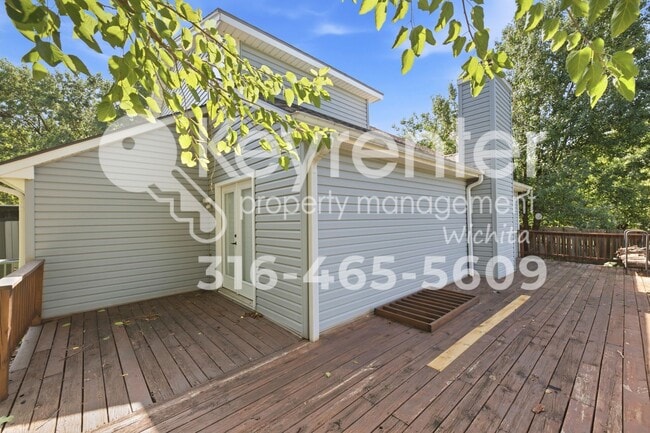 Building Photo - 2509 S Linden St