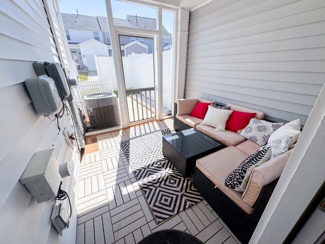 Building Photo - 106 Synandra Dr