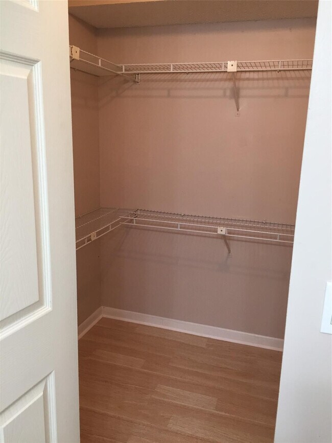 Building Photo - 1100 SW 128th Terrace