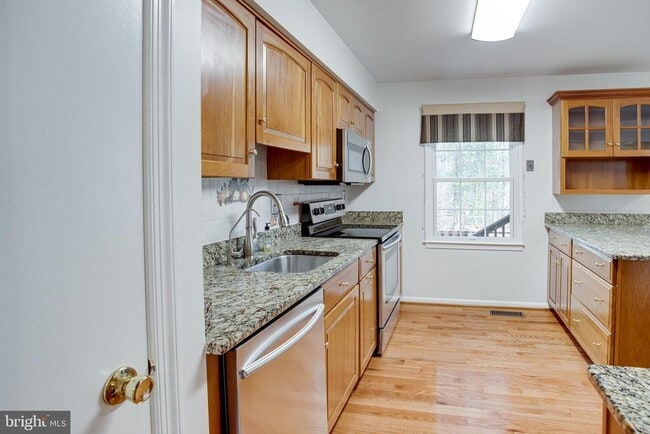 Building Photo - 9620 Masterworks Dr