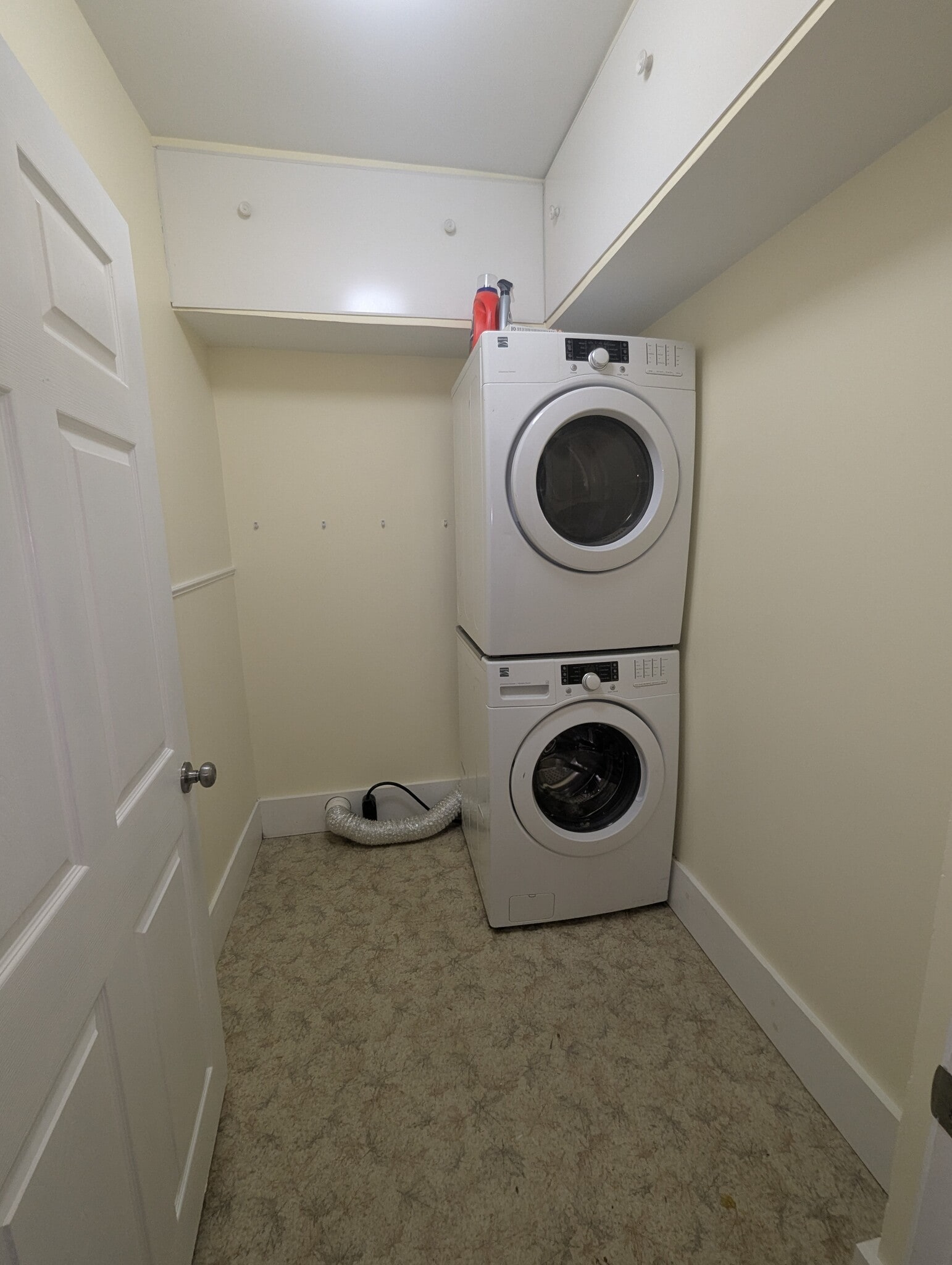 Laundry - 34 Tyng St