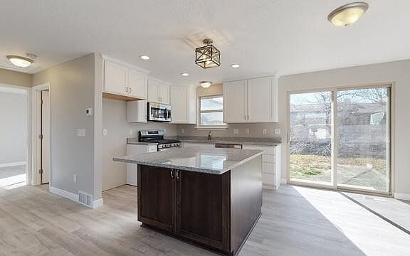 Building Photo - 2157 Cedar Breaks Dr