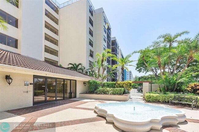 Building Photo - 105 Lake Emerald Dr