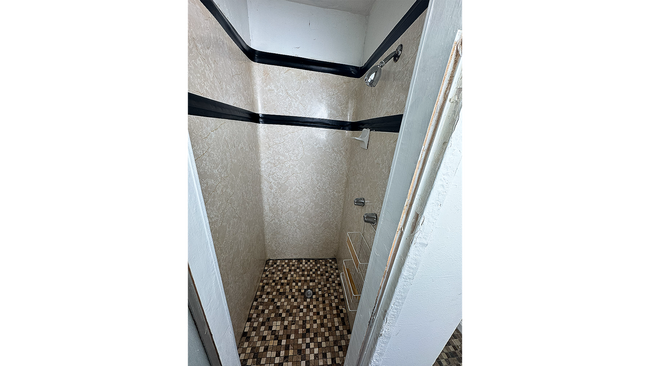 Building Photo - 1319 J St