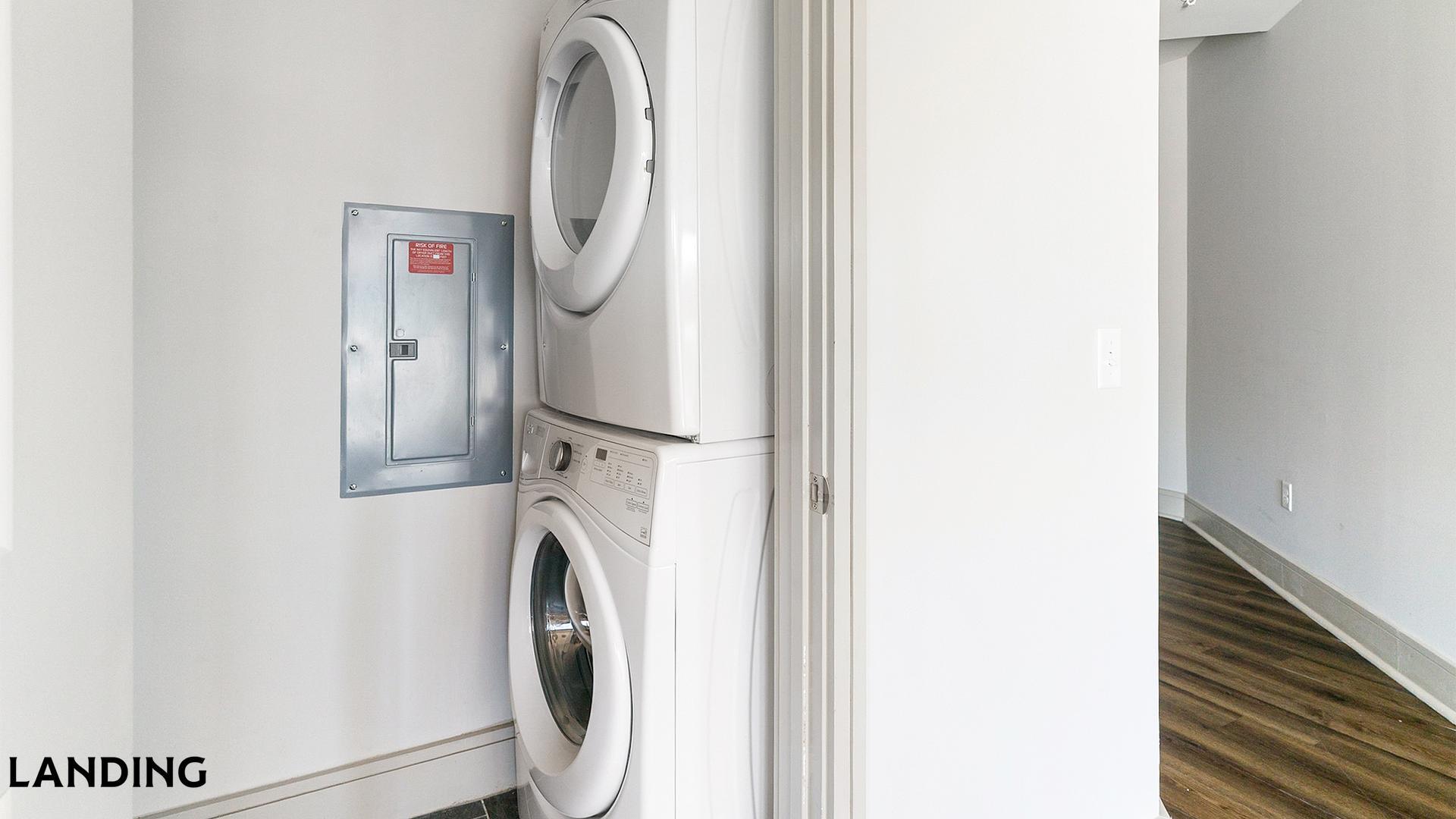 Building Photo - 1414 Wood Hollow Dr