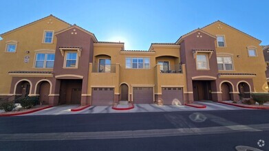 Building Photo - 3975 N Hualapai Way