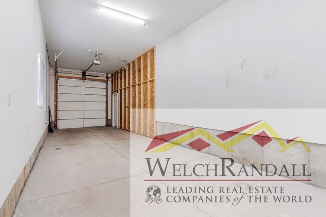 Building Photo - 525 Isabella Dr