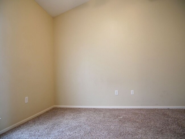 Building Photo - 119 Pine Meadows Cir