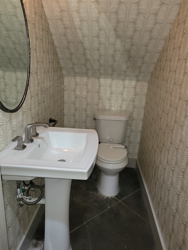 Building Photo - 4914 Rose St