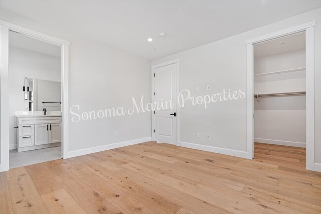 Building Photo - Stunning Brand-New Home in Fountaingrove | 3 Bed + 3.5 Bath | 2,968 Sq Ft