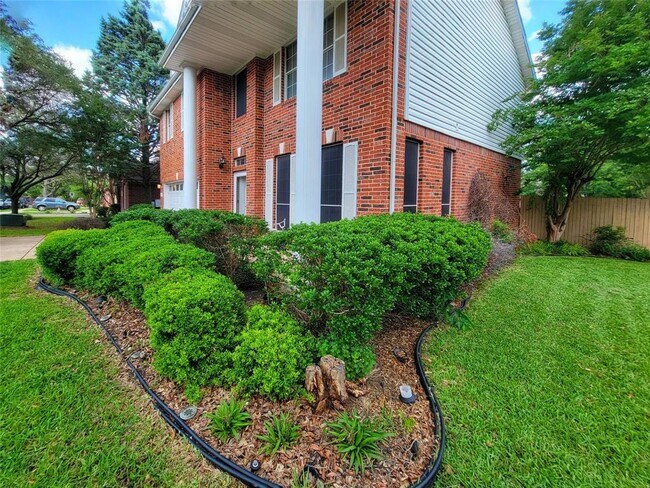 Building Photo - 8529 Jackal Dr