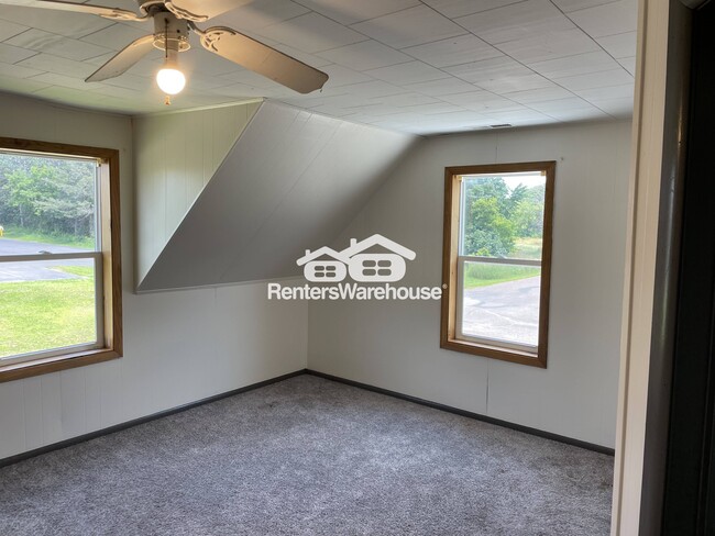 Building Photo - 1630 70th Ave