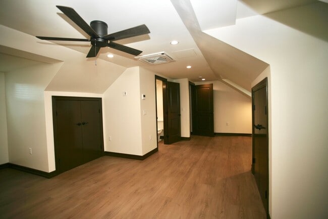 Building Photo - 2Br 2Ba Home in Blossom Valley